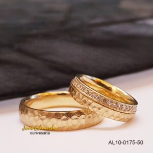 Aliança "Martelada" Diamantes 5 mm AL10-0175-50
